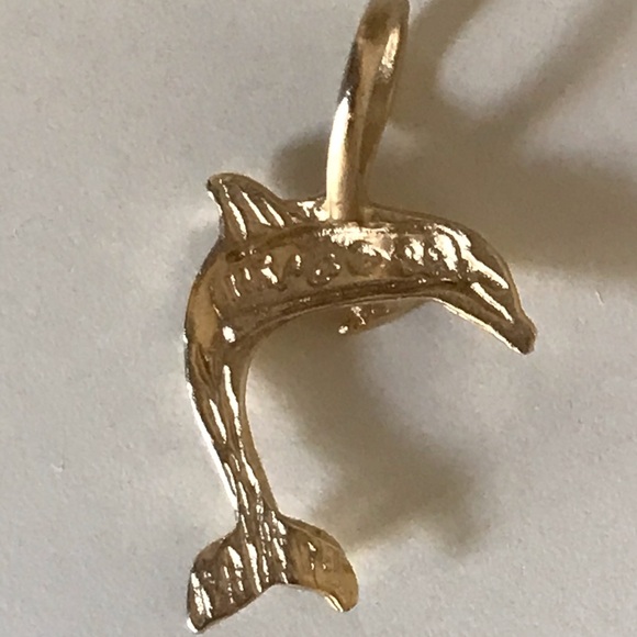 14K Gold Dolphin Animal Pendant - Picture 2 of 4